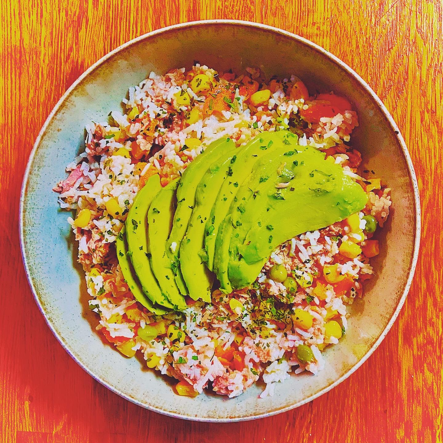 salade de riz au thon & avocat